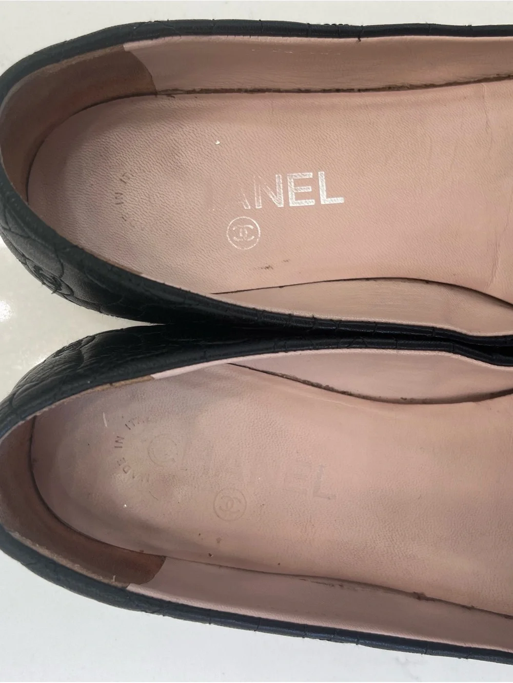 CHANEL Black Quilted Camellia Leather Ballet Flats